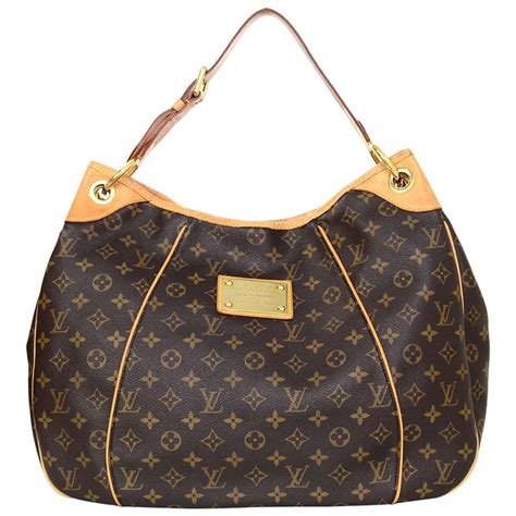 louis vuitton discontinued bags list 2023|Louis Vuitton retired bags.